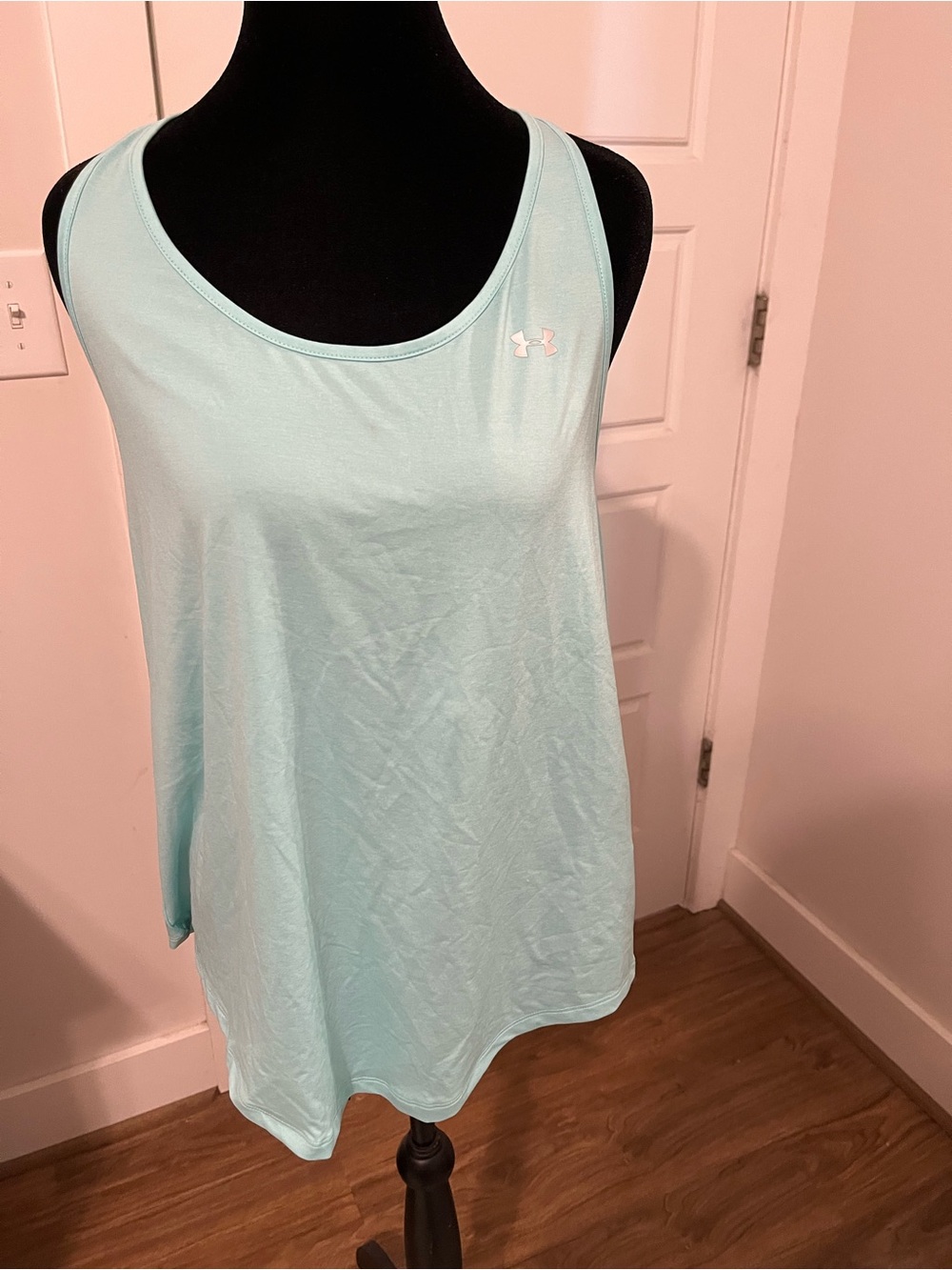 Under Armour Women's Light Blue Tank Top Size Large